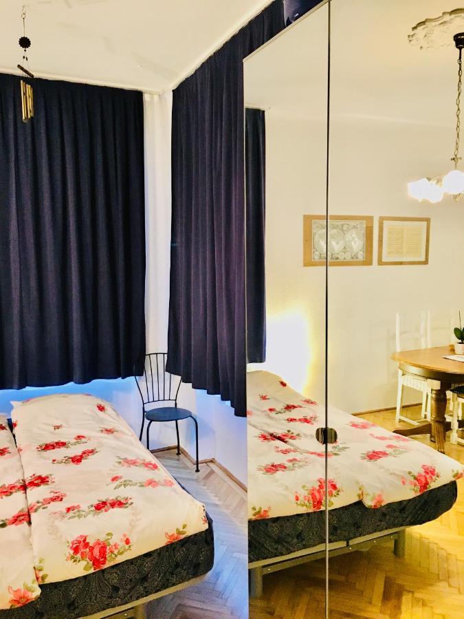 Romantic Studio In Budapest 12Th District Close To Mom Park Lejlighed Eksteriør billede